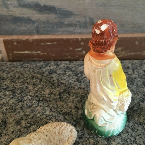 Vintage Mid-Century Chalk Chalk Ware Shepherd & Three Sheep - Picture 4 of 7